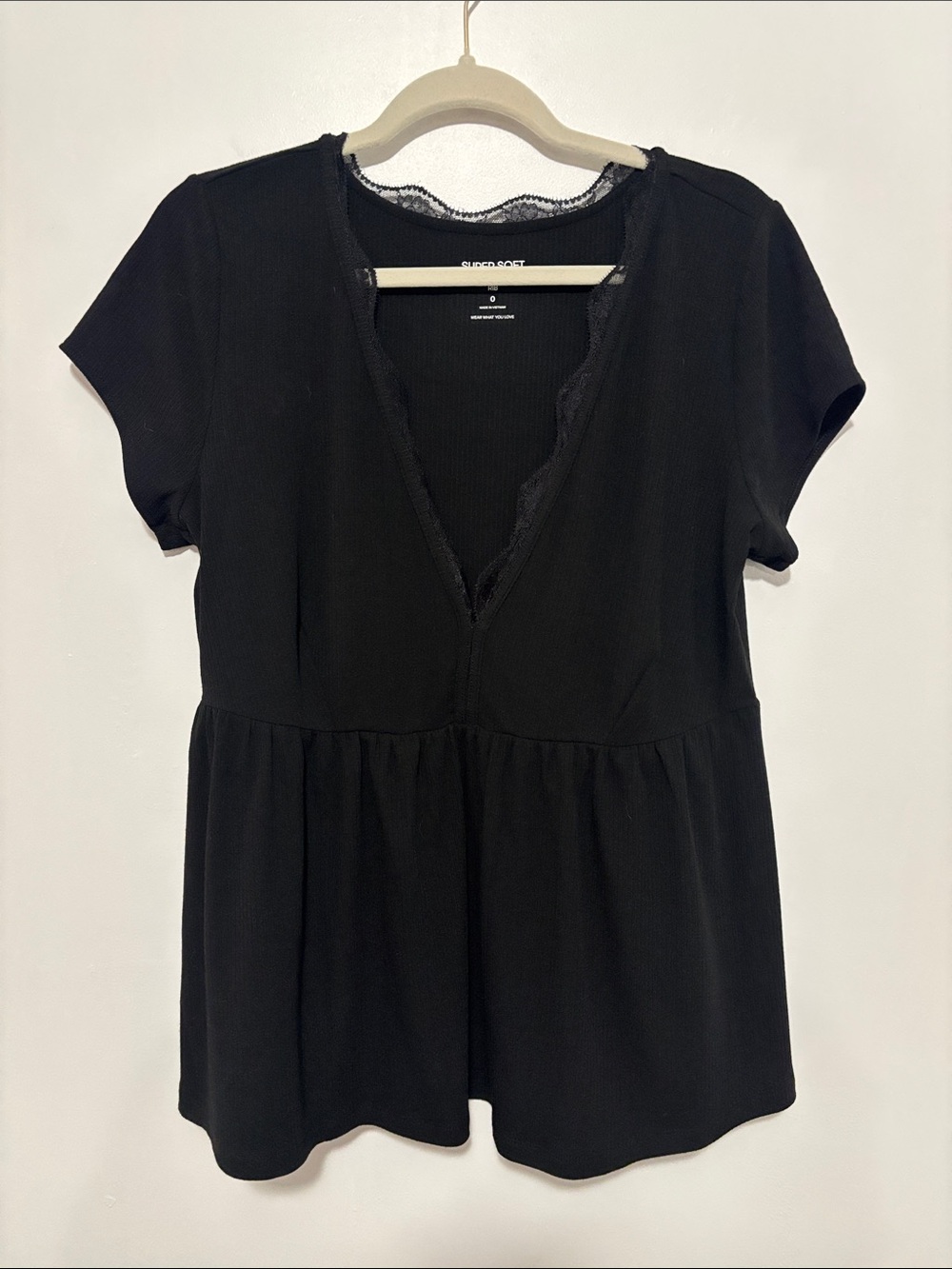 Torrid Super Soft Ribbed Lace Trim V-Neck Babydoll Top Black Size 0 (L)